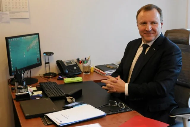 Jacek Kurski nie będzie zachwycony, jeśli Senat wprowadzi ograniczenia czasu reklamowego w telewizji. Szef TVP oblicza straty publicznego nadawcy na kilkaset milionów złotych rocznie.