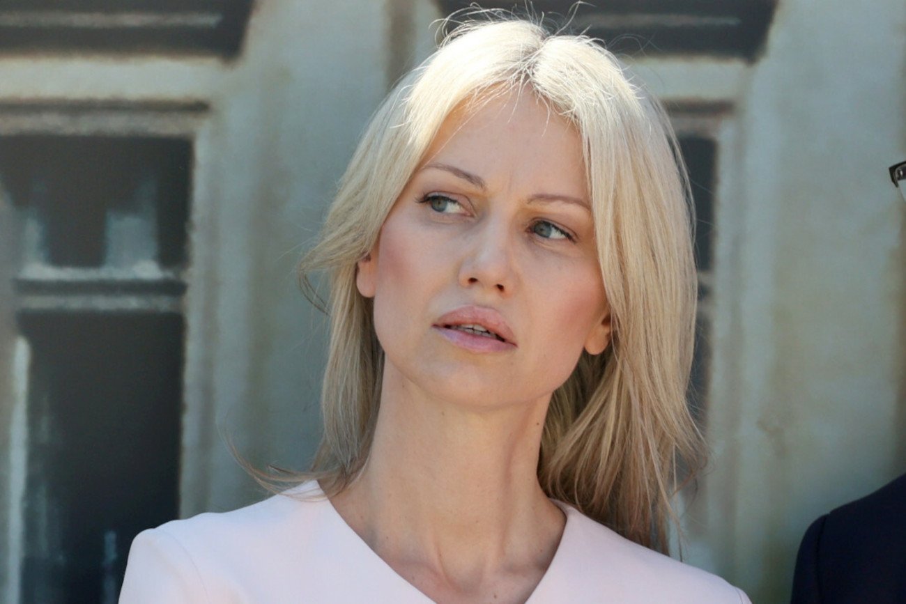 Magdalena Ogórek wydała komunikat do paparazzi.