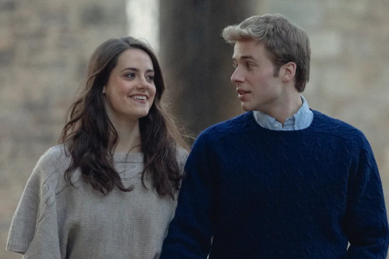 Netflix pokazał pierwsze oficjalne zdjęcie z planu "The Crown 6", na którym widać księcia Williama i Kate Middleton.