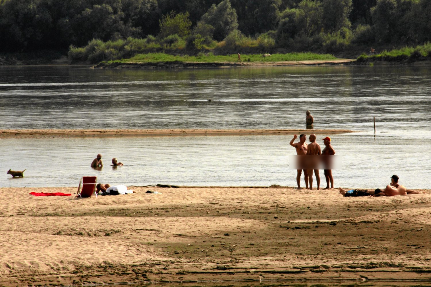 Plaży dla nudystów są nie tylko nad polskim morzem, ale i w miastach np. w Warszawie
