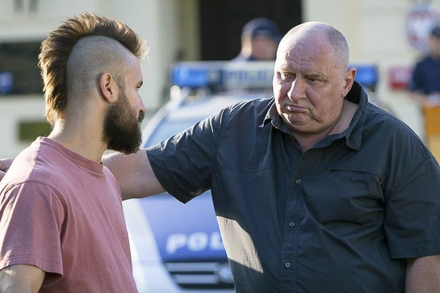 Piotr Stramowski i Andrzej Grabowski w filmie Patryka Vegi