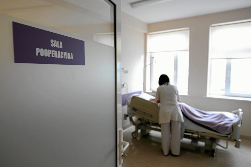 Polskie szpitale do 1 kwietnia muszą spełnić nowe wymogi sanitarne.
