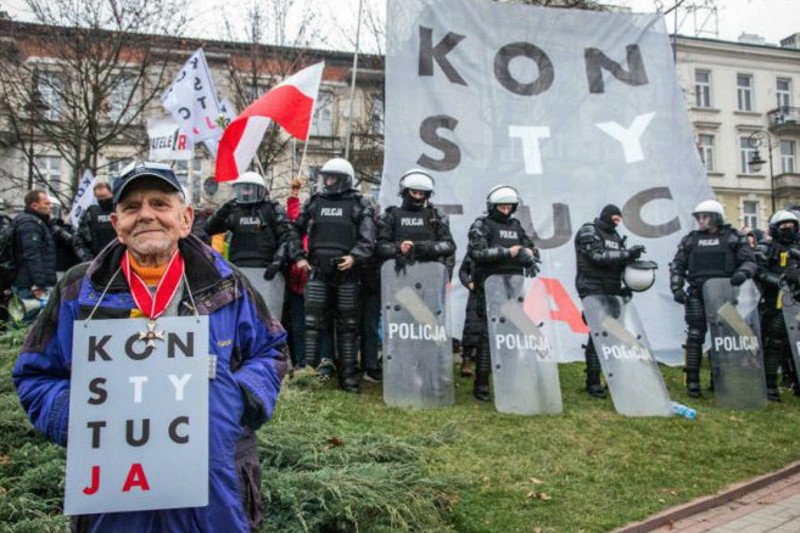 Bogusław Stanisławski broni nie tylko Konstytucji