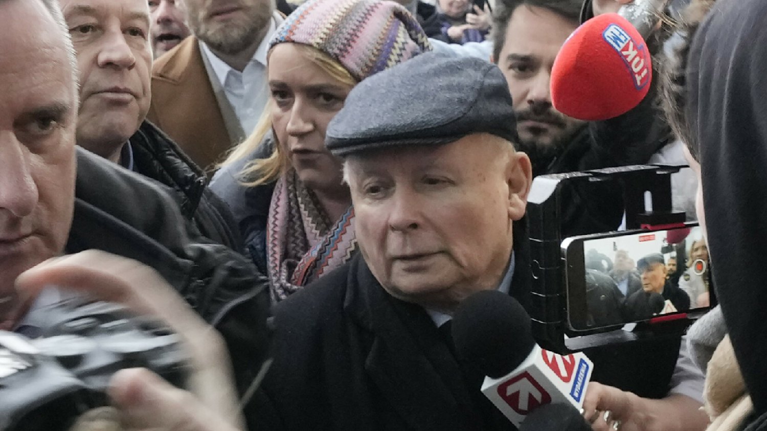 Kaczyński opuścił obrady i zaatakował Tuska. Grzmi o "porządku prawnym".