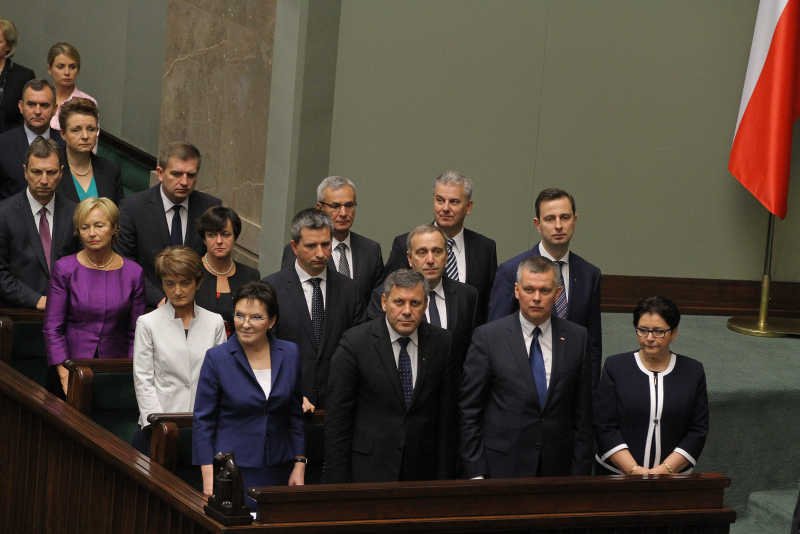Sejm udzielił wotum zaufania dla rządu Ewy Kopacz. Za nowym gabinetem PO-PSL zagłosowało 259 posłów