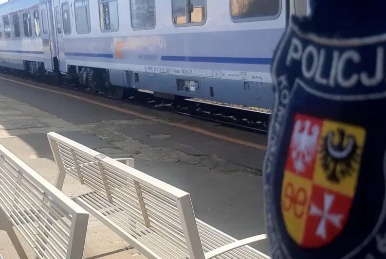 Finał sprawy tajemniczego pasażera pociągu. Udało się odkryć jego tożsamość.