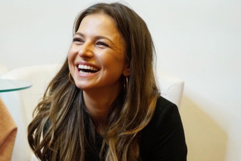 Anna Lewandowska dotychczas była wierna klasyce, teraz zaprezentowała nową fryzurę. Zobacz, jak wygląda z grzywką!