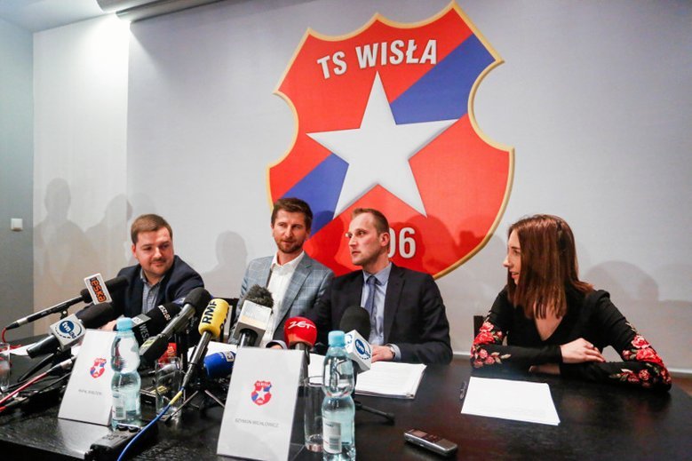 Policja weszła do siedziby Wisły Kraków.