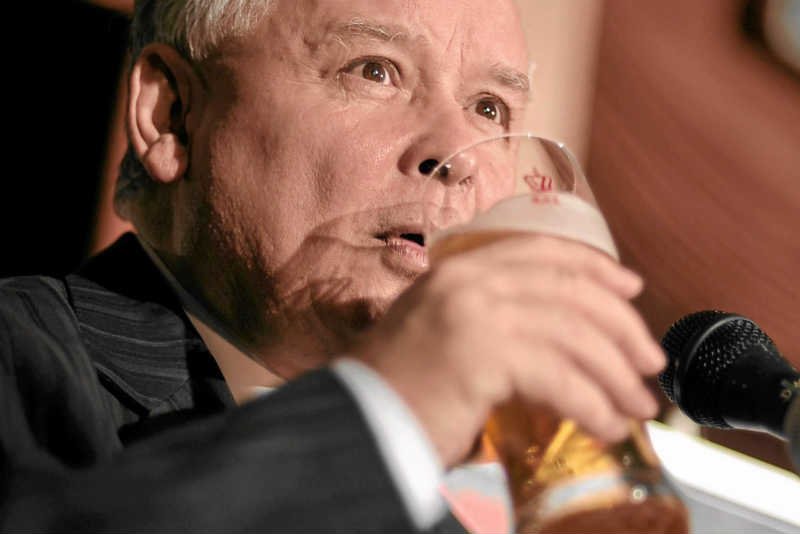 Kiedyś Jarosław Kaczyński nie stronił od alkoholu.