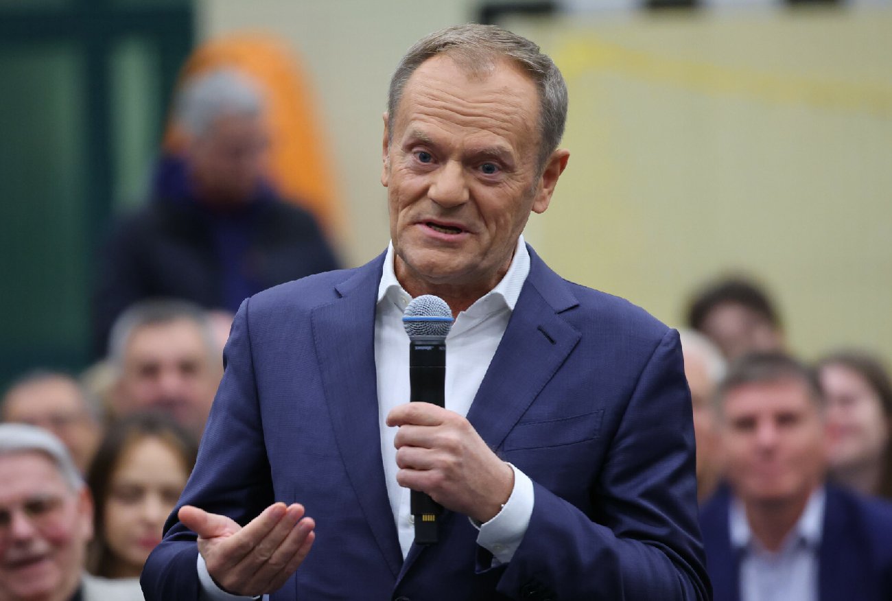 Sondaż. Jarosław Kaczyński i PiS stracą władzę? Dobry wynik Donalda Tuska i Szymona Hołowni