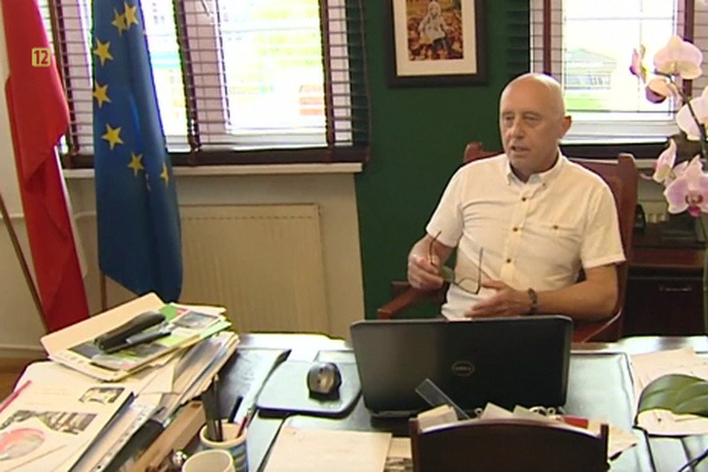 Burmistrz Szczecinka nie będzie odpowiadał na głupie pytania.