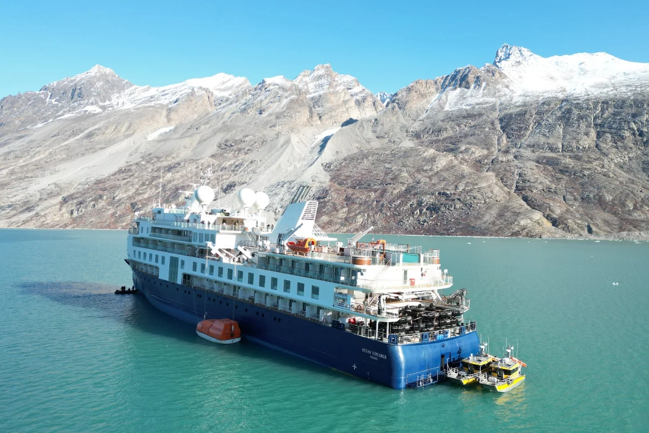 Ocean Explorer ugrzązł na mieliźnie tuż u wybrzeży Grenlandii
