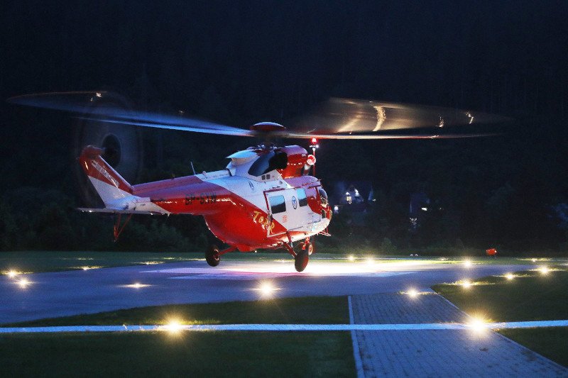 Trwa akcja ratunkowa, dwóch grotołazów utknęło w Jaskini Śnieżnej.