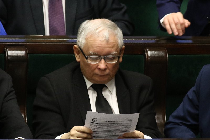 Jarosław Kaczyński napisał list do senatorów PiS. Dotyczy on sprawy głosowania nad immunitetem Stanisława Koguta.
