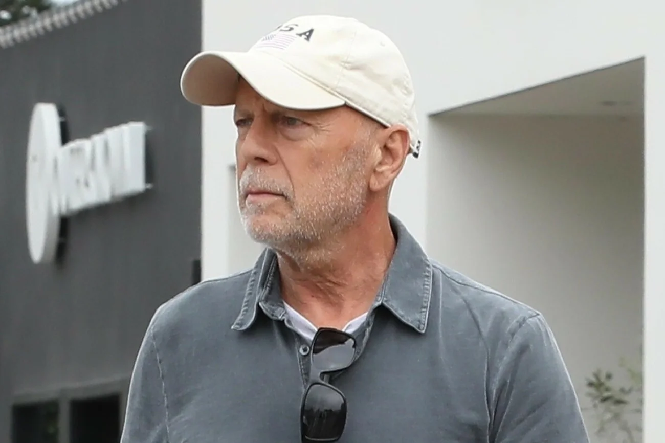 Bruce Willis choruje na demencję.