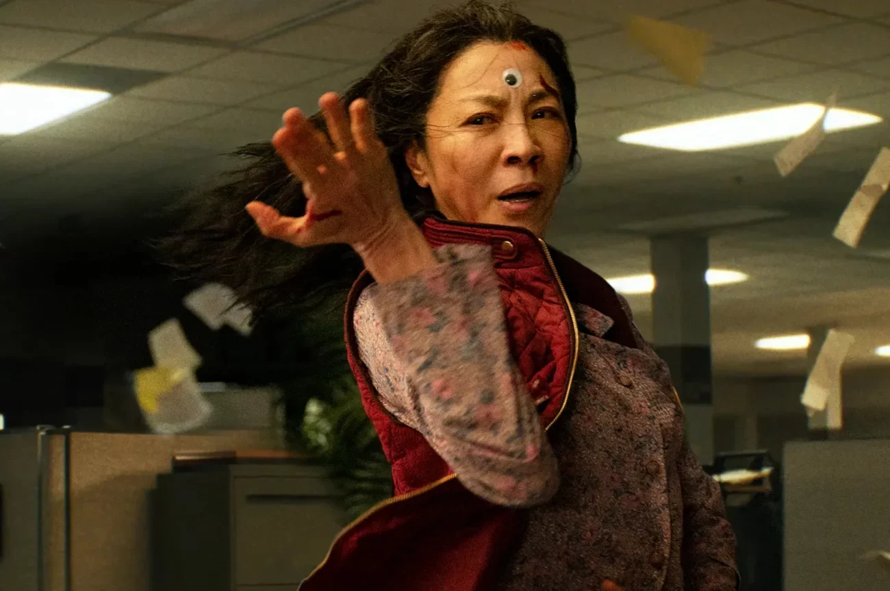 Oscary 2023: typy bukmacherów ("Wszystko wszędzie naraz") Michelle Yeoh we "Wszystko wszędzie naraz"