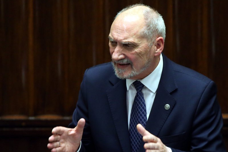 Resort Antoniego Macierewicza chce wezwać więcej psycholożek do obowiązkowego poboru.