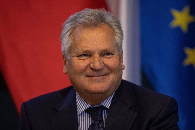 Były prezydent lubi też słuchać utworów swojego zięcia.