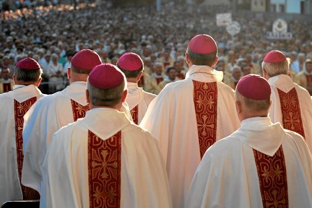 Polsce biskupi chcą walczyć z pedofilią. We współpracy z episkopatem rozpoczął się w Krakowie specjalny, antypedofilski kurs