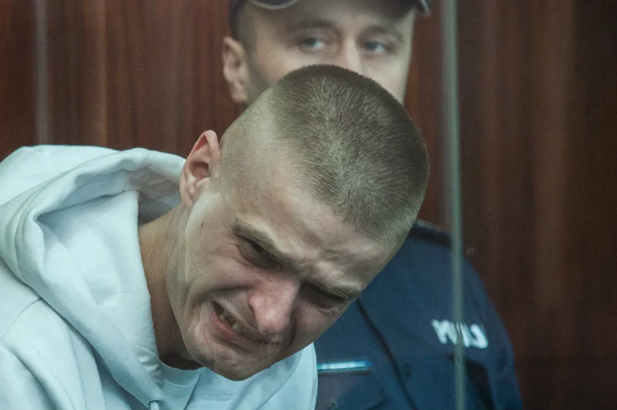 Tomasz Komenda trafił do więzienia na 18 lat po tym, jak został niesłusznie oskarżony o morderstwo i gwałt..