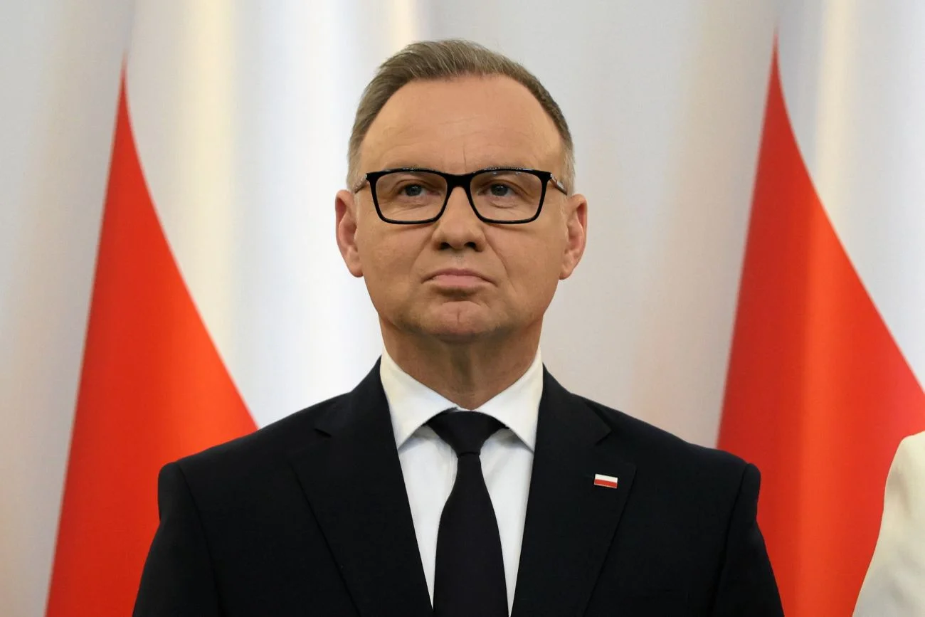 Duda odebrał medal 75-letniej socjolożce. Pracowała dla służb PRL. Andrzej Duda odebrał medal Jolancie Lange. Socjolożka otrzymała go w 1997r.