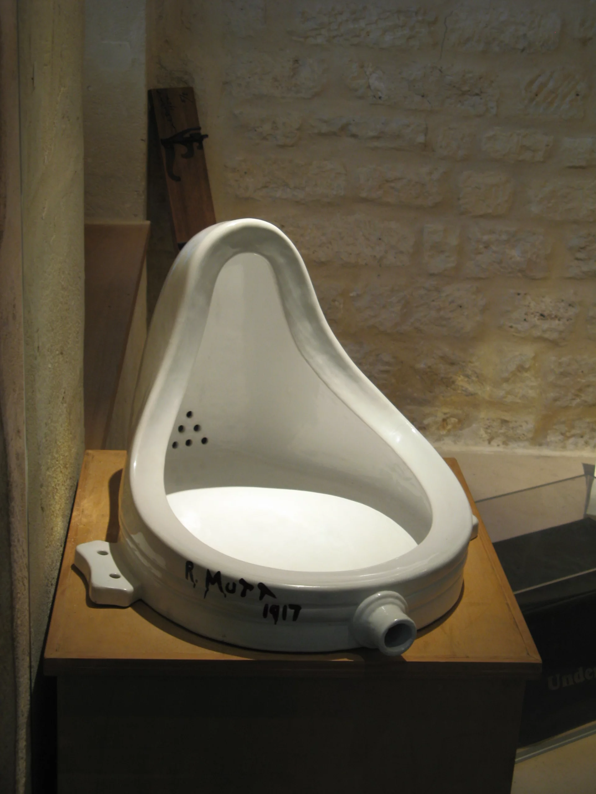 Replika Fontanny Duchampa, Musee Maillol, Paryż