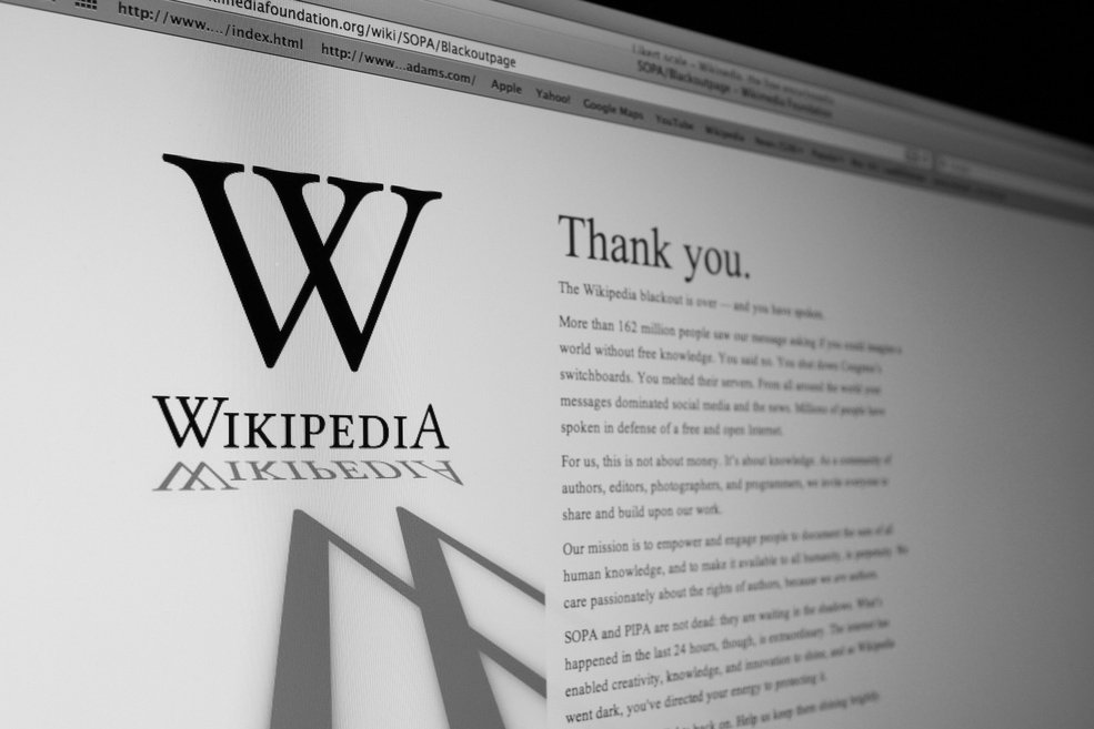 W polskiej wersji Wikipedii jest już ponad 920 tysięcy haseł.