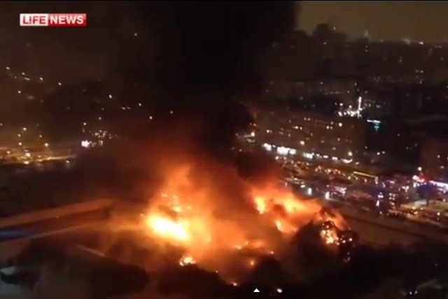 W Moskwie płonie 14 milionów cennych książek