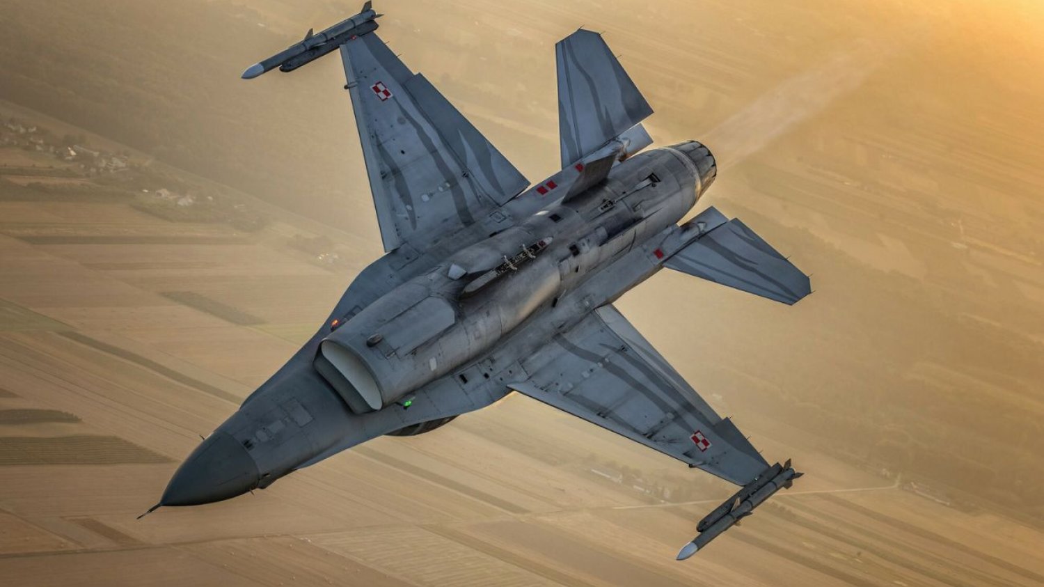 Pierwsza Polka za sterami samolotu F-16. Przełom w wojsku.
