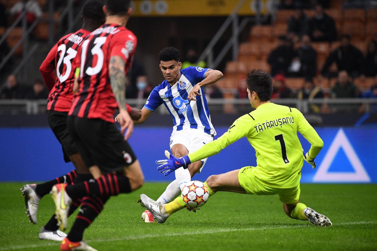 Już w szóstej minucie meczu FC Porto "ustawiło" sobie spotkanie z Milanem, za sprawą gola Luisa Diaza.