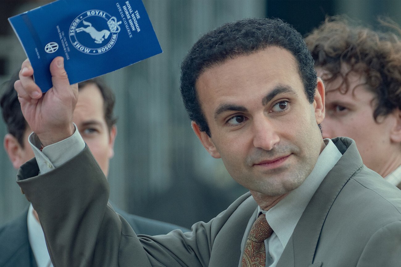 Khalid Abdalla zagrał w "The Crown" Dodiego Al-Fayeda.
