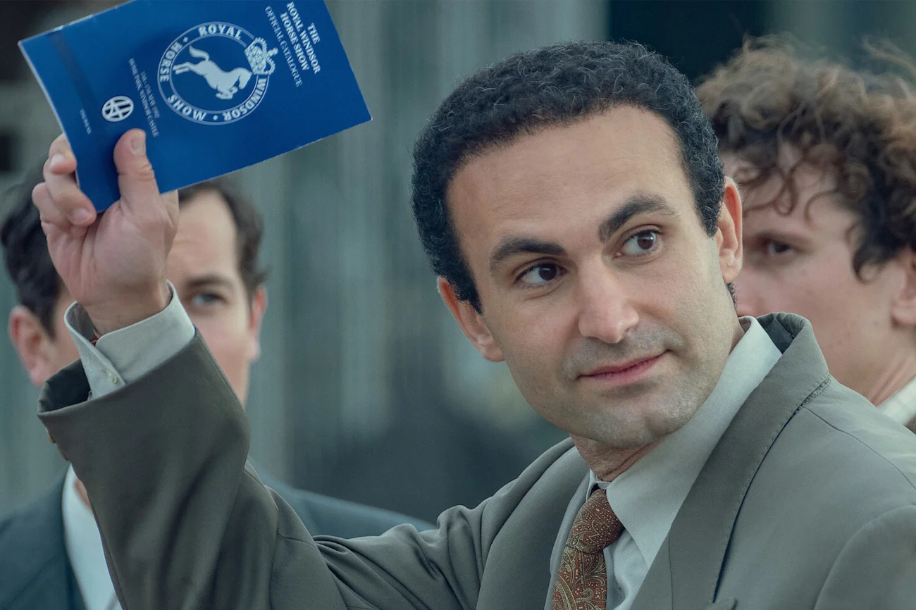 Khalid Abdalla zagrał w "The Crown" Dodiego Al-Fayeda.