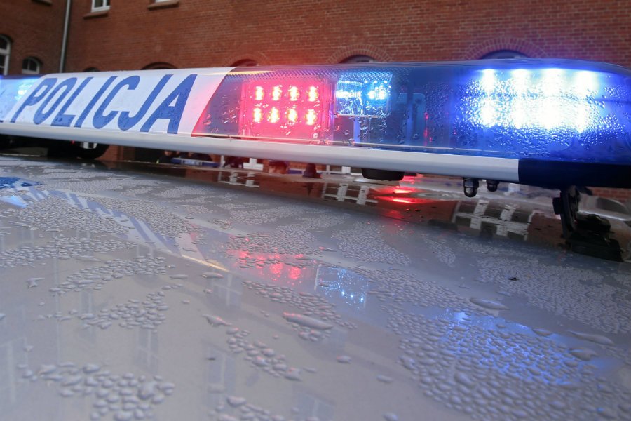 19-latka śmiertelnie dźgnęła nożem ojczyma w śląskich Bobrownikach.