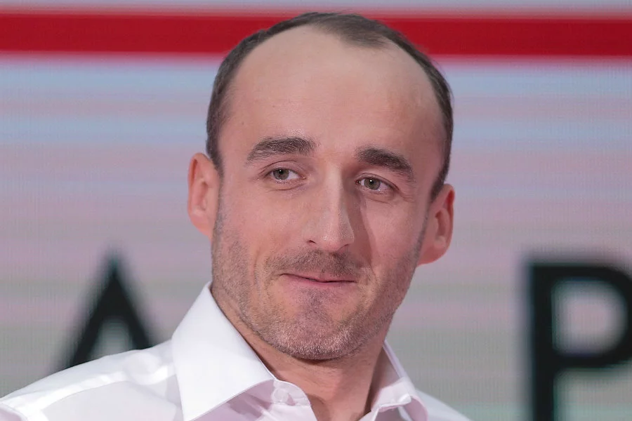Orlen poinformował, że wraz z Robertem Kubicą zostaje w nowym sezonie w Formule 1.