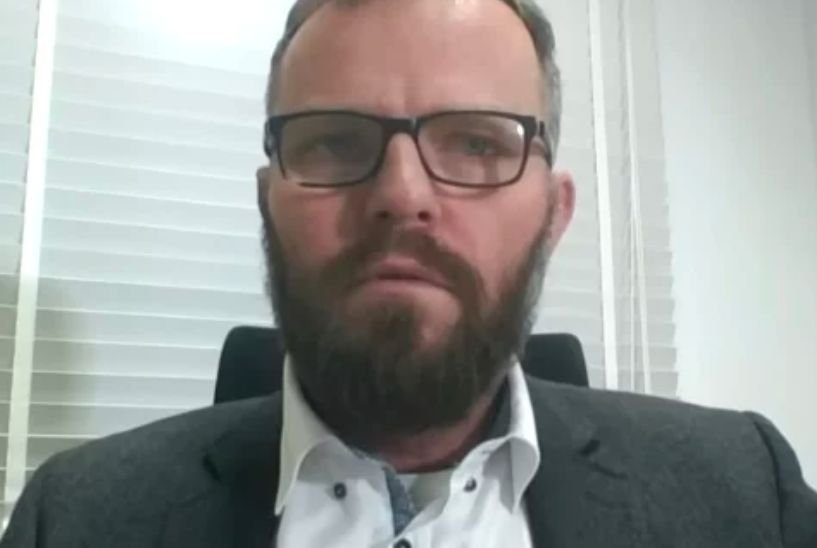 Członek Rady Programowej Radia Szczecin zabrał głos ws. opublikowania przez Tomasza Durlanowskiego szczegółów dotyczących sprawy pedofilskiej wobec syna posłanki Filiks.