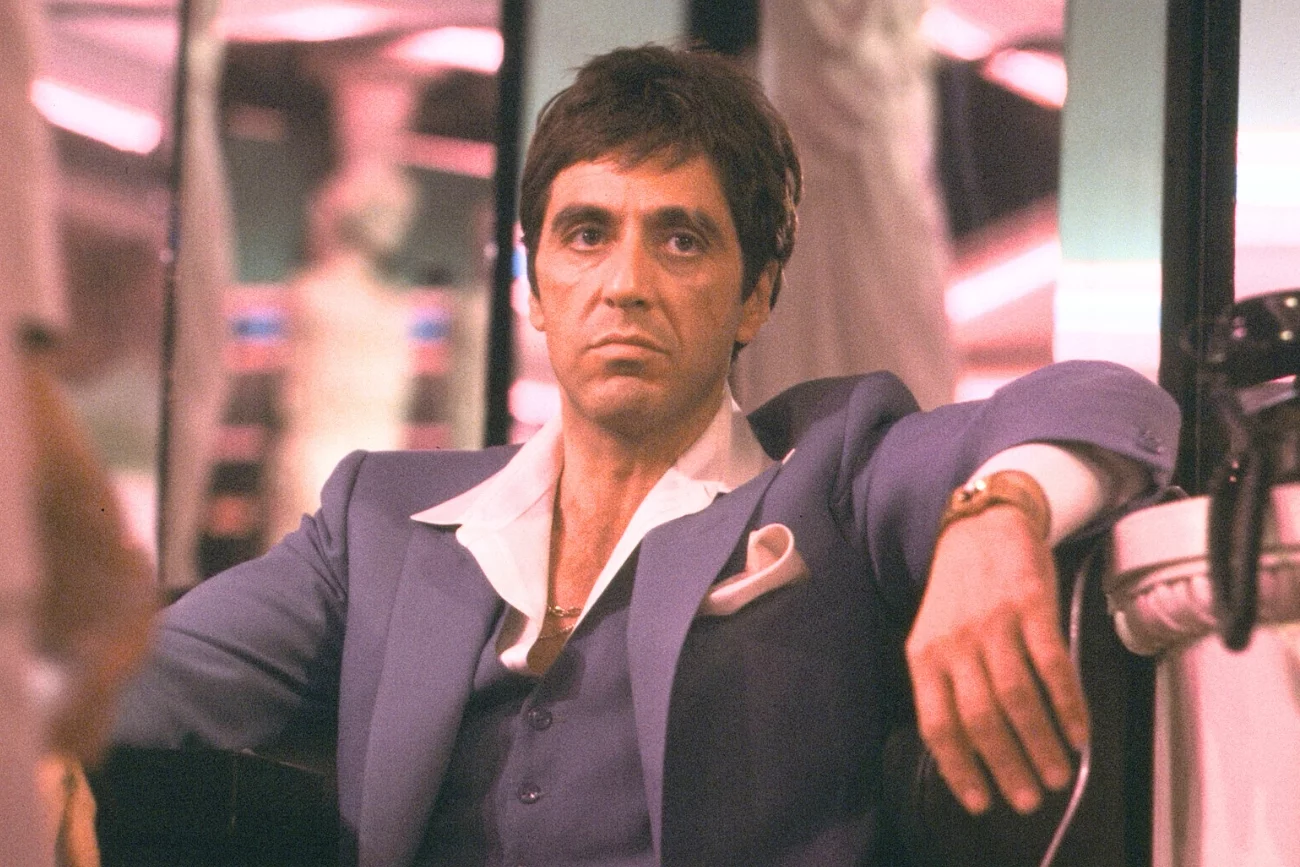 Jedno z największych arcydzieł kina wleciało na Netflixa. Al Pacino w nim zachwyca "Człowiek z blizną" wleciał na Netflixa. To arcydzieło kina z Alem Pacino