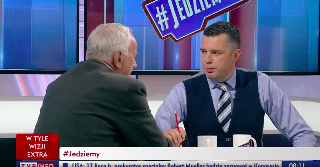 Michał Rachoń w rozmowie z niezależnym senatorem Janem Rulewskim.