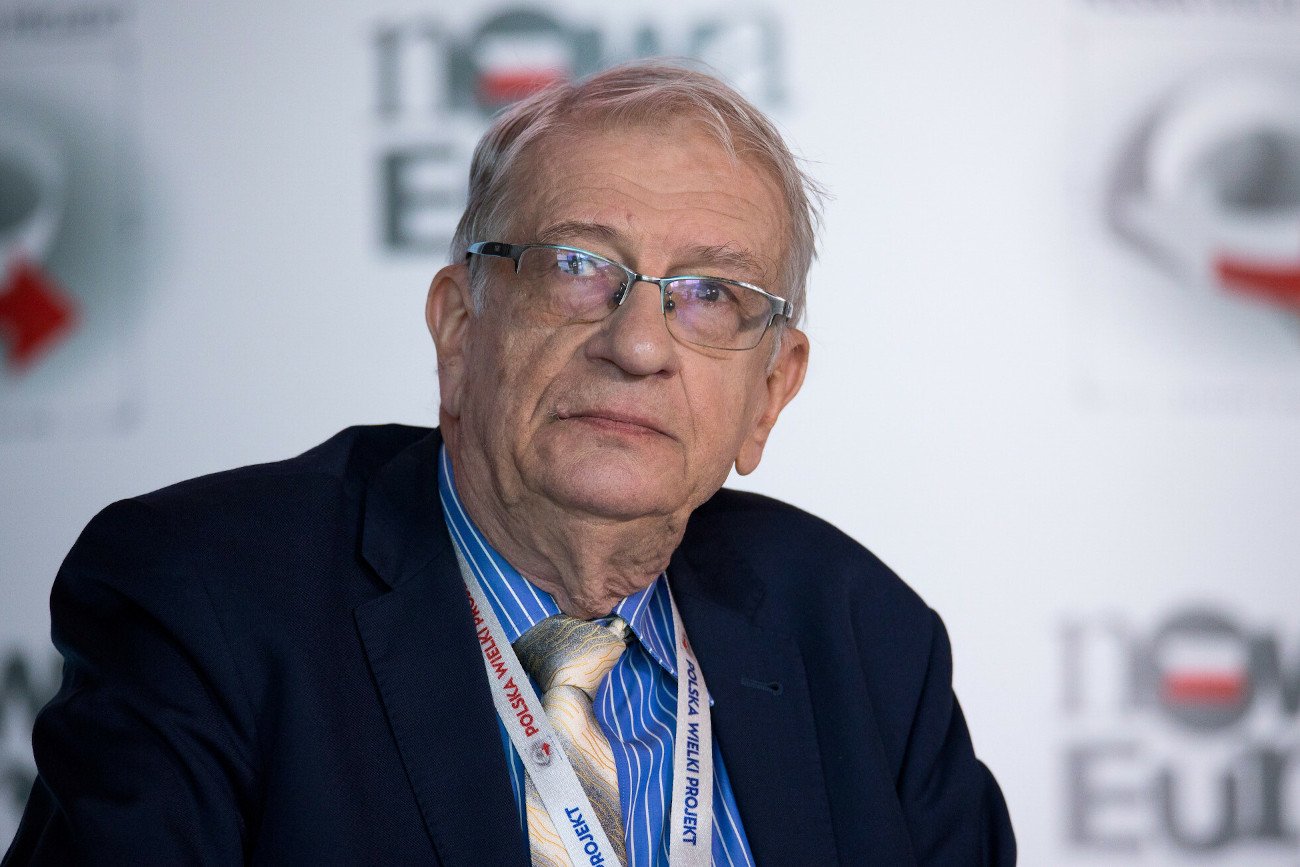 Prof. Wojciech Roszkowski, autor podręcznika do Historii i Teraźniejszości, zaskoczył wielu Polaków, którzy znali jego wcześniejsze publikacje.