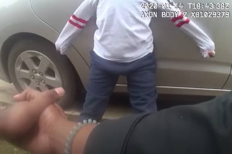 Do skandalicznej interwencji policjantów doszło w amerykańskim stanie Maryland, gdzie funkcjonariusze zakuli w kajdanki 5-latka.