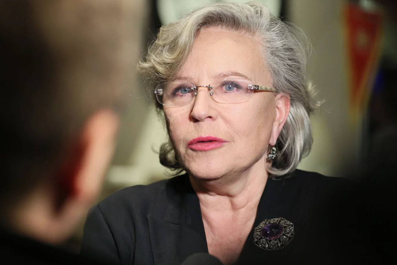 Krystyna Janda dostała wiadomość od obrońcy PiS-u. Treść przeraża