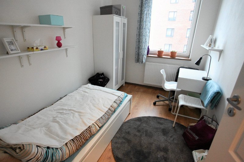 Małe mieszkania szybko znikają z rynku wtórnego. Minister Adamczyk chce je zupełnie wymieść.