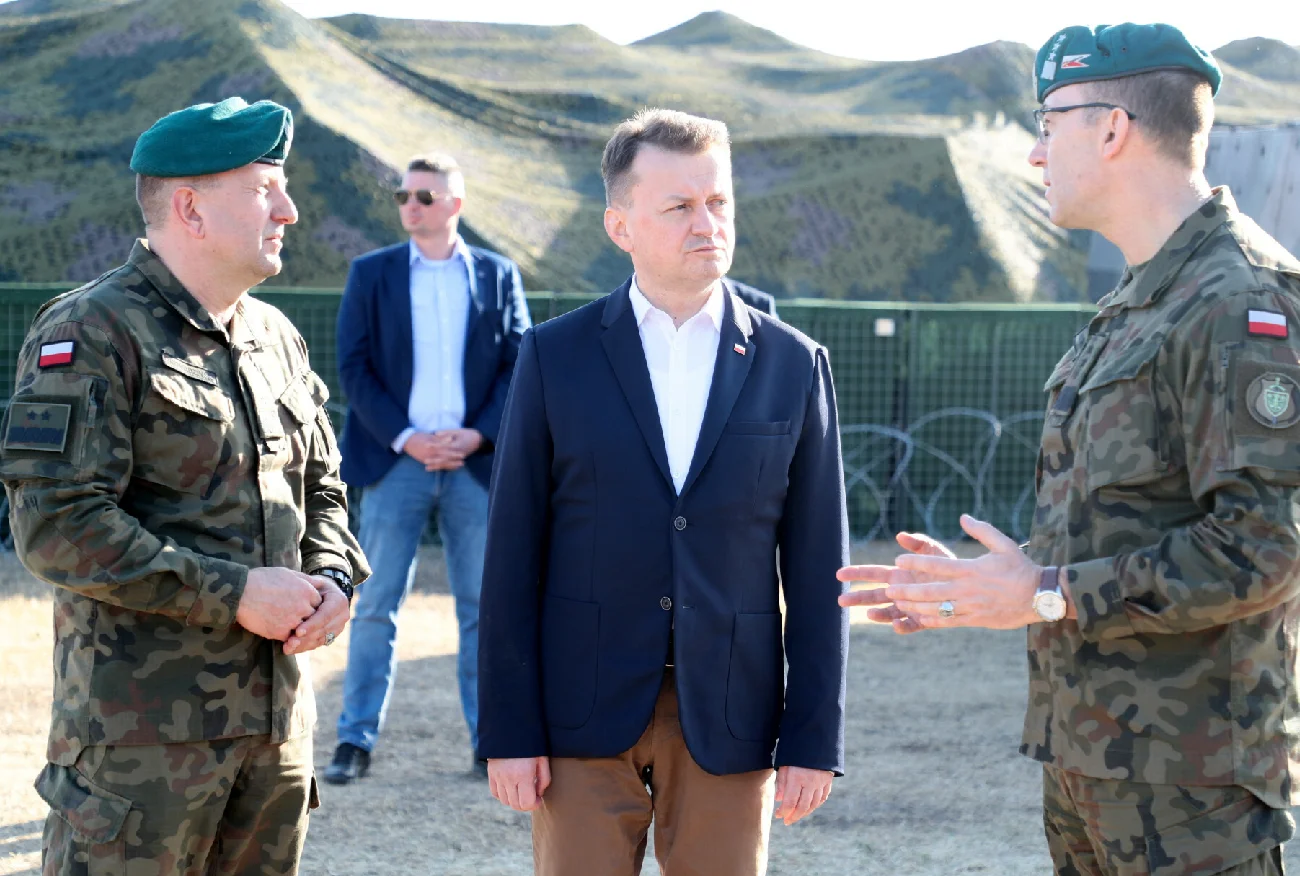 Rakieta pod Bydgoszczą. Zastanawiający telefon z wojska na policję.