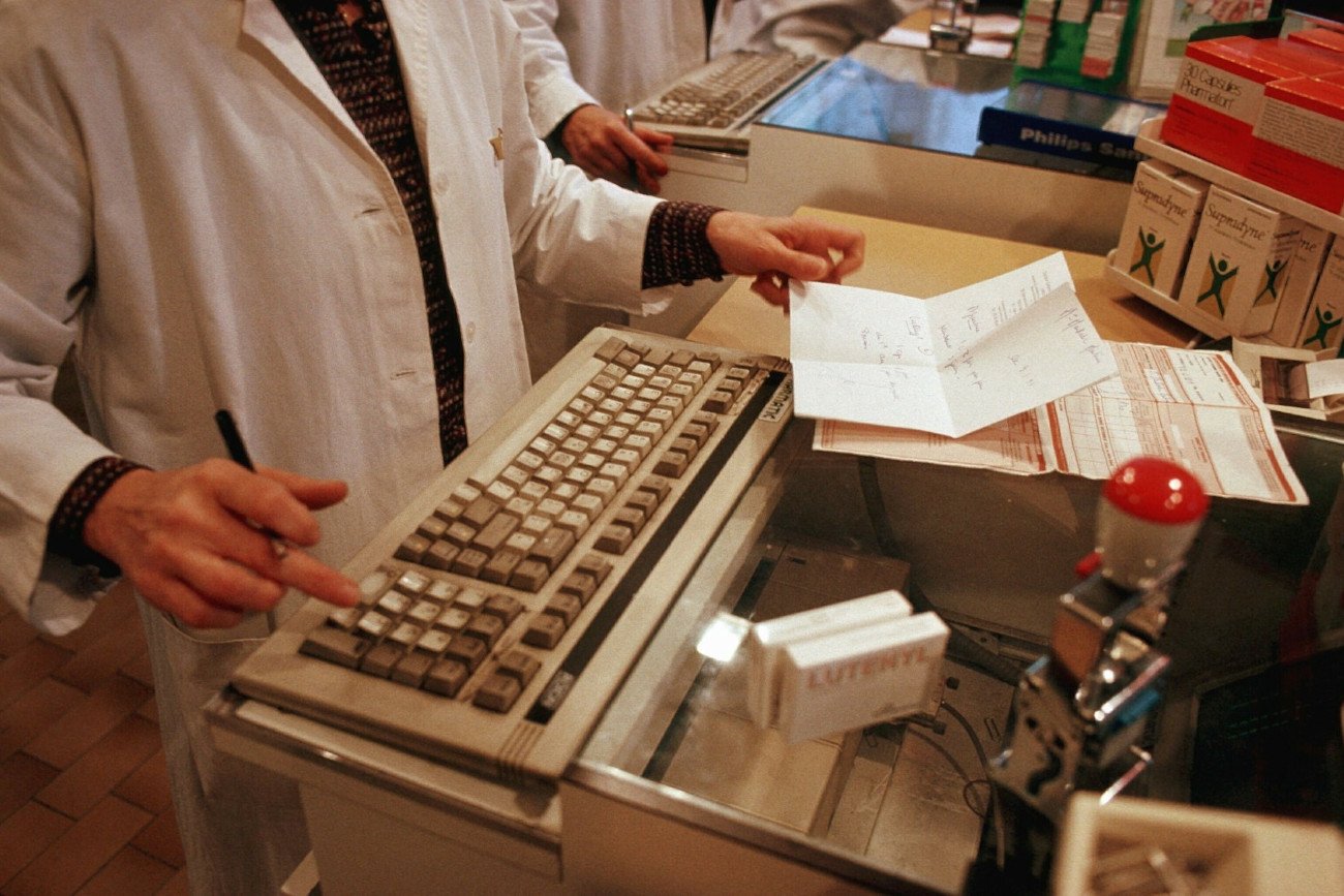 Kiedyś przyczyną błędów przy realizacji recept było często niewyraźne pismo lekarza. Teraz większość to e-recepty. Jednak nieprawidłowości wciąż jest sporo.