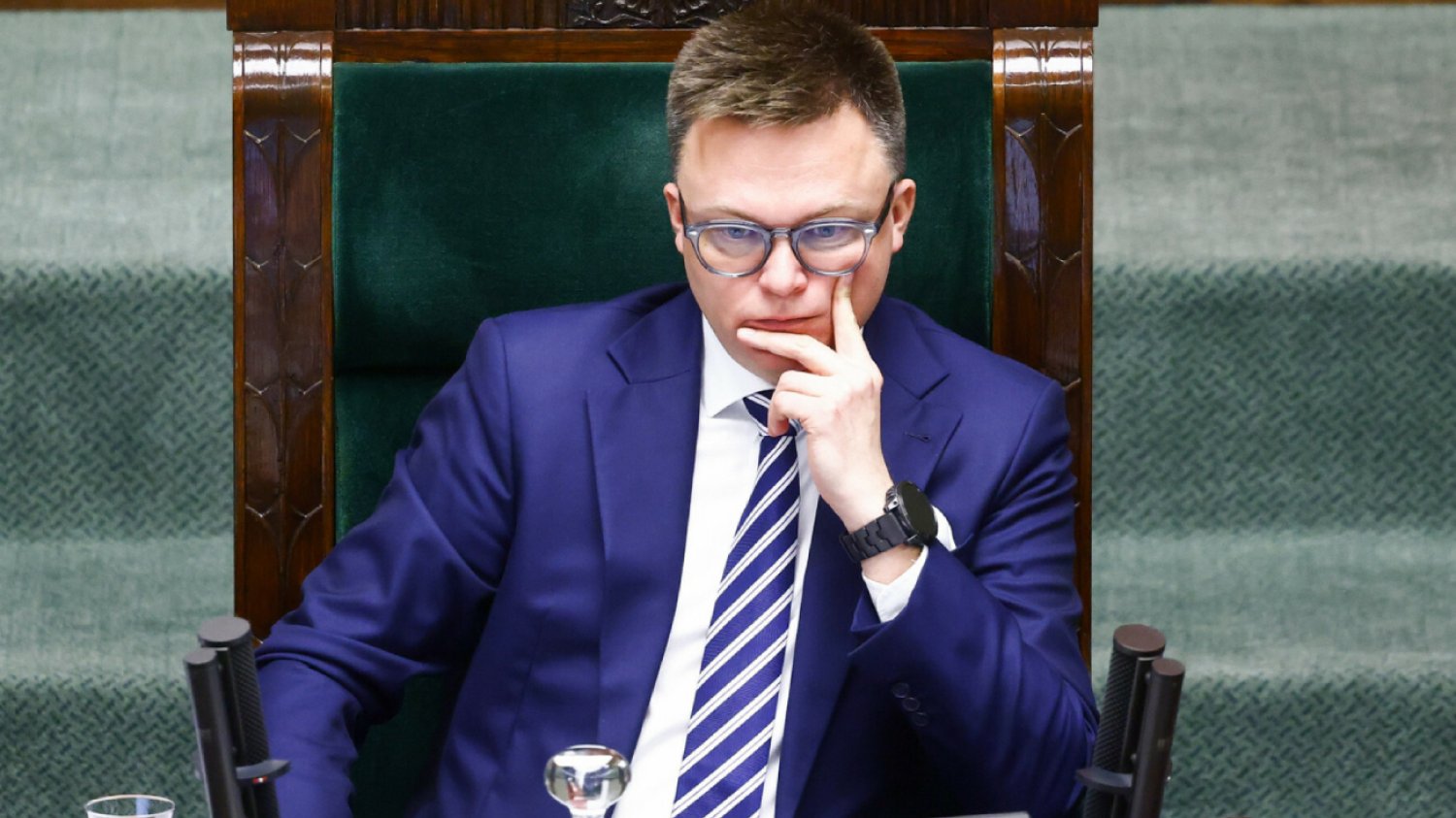 Najnowszy sondaż prezydencki. Trzaskowski przed kandydatem PiS. Hołownia bez szans na II turę
