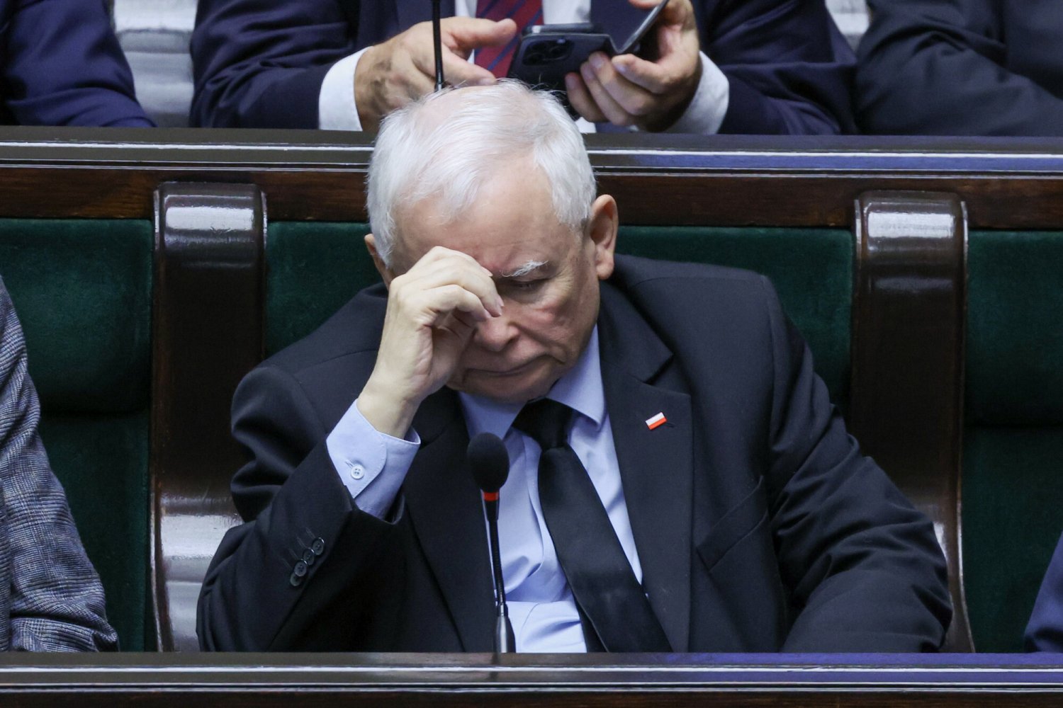 Tak źle nie było od 20 lat. Poparcie dla KO i PiS jest na historycznie niskim poziomie.