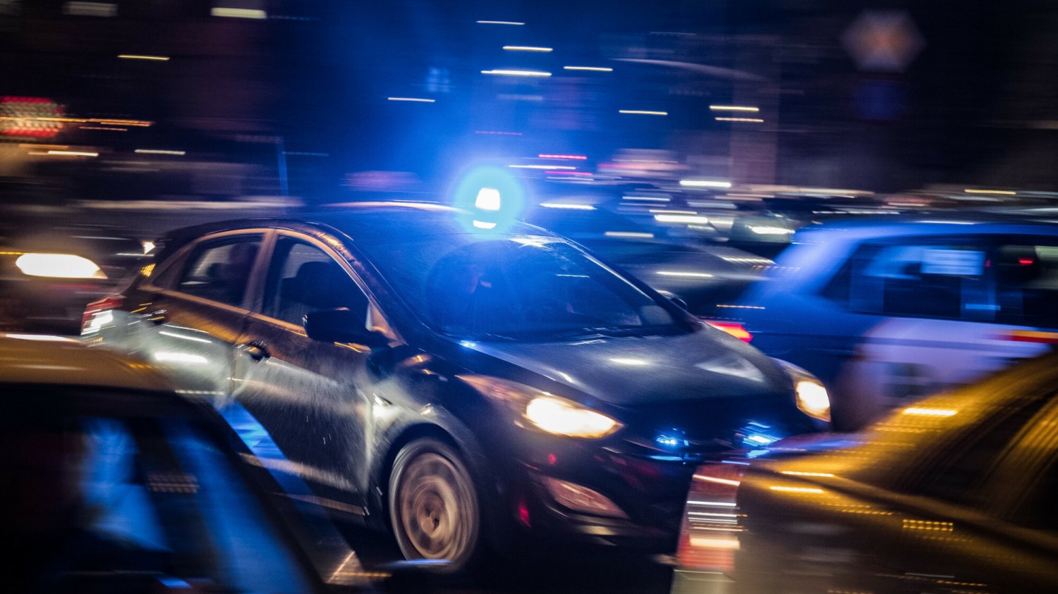 Jakie nieoznakowane radiowozy ma policja? Oto ich liczba i wszystkie marki.