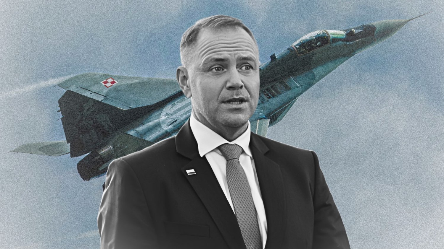 Karol Nawrocki na tle samolotu MiG-29