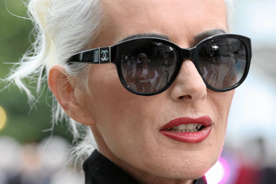 Kora spędziła ostatnią noc w otoczeniu rodziny i przyjaciół. O tym, jak wyglądało odejście artystki, opowiedziała Magdalena Środa.