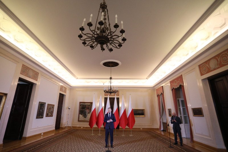 Prezydent Andrzej Duda nie chce być strażnikiem żyrandola
