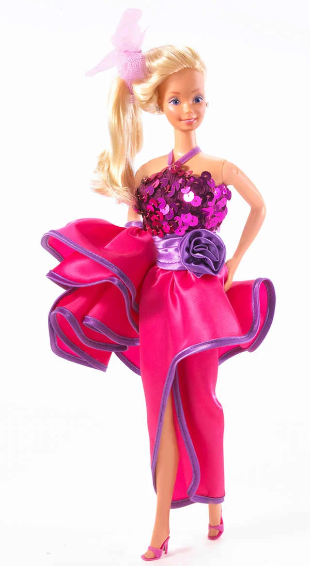 "Dream Date Barbie", czyli Barbie wybierająca się - wg. firmy Mattel - na wymarzoną randkę, lata 80.